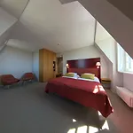 Katholisch-soziales Institut 3*