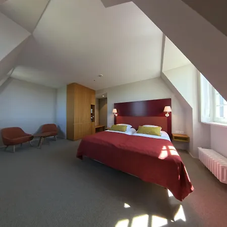 Katholisch-soziales Institut 3*