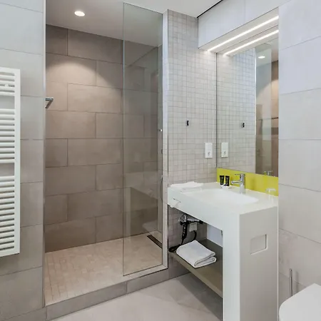 מלון Katholisch-soziales Institut זיגבורג