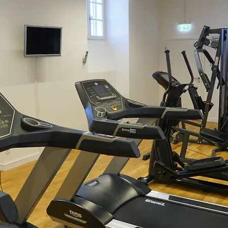 Katholisch-soziales Institut מלון 3*