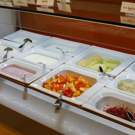 מלון Katholisch-soziales Institut