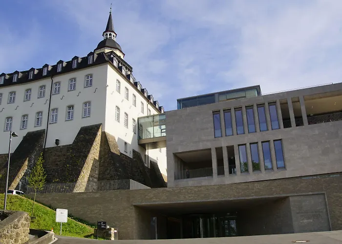 Katholisch-soziales Institut 3*