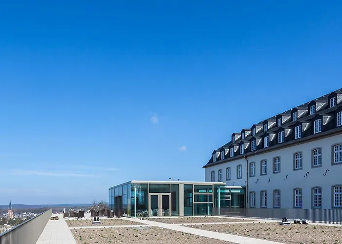 Katholisch-soziales Institut 3*