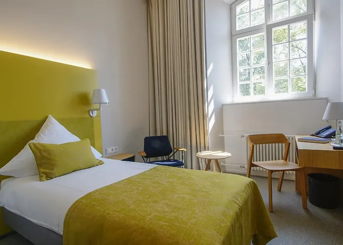 Katholisch-soziales Institut 3*